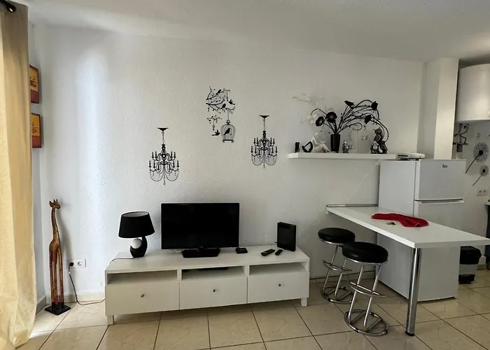 El Sol Chipeque, Cristianos Estudio * Los Cristianos (Tenerife)