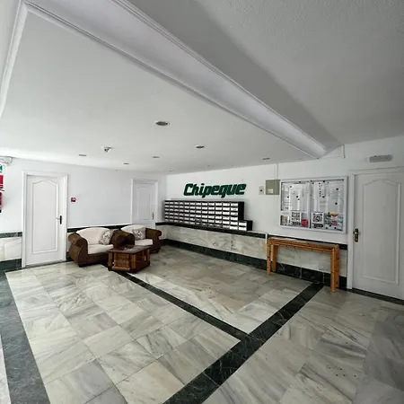 El Sol Chipeque, Cristianos Estudio