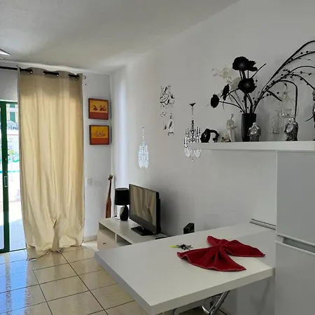 El Sol Chipeque, Cristianos Estudio Los Cristianos (Tenerife)