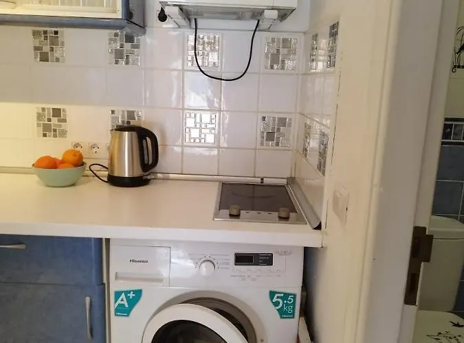 El Sol Chipeque, Cristianos Estudio Apartamento